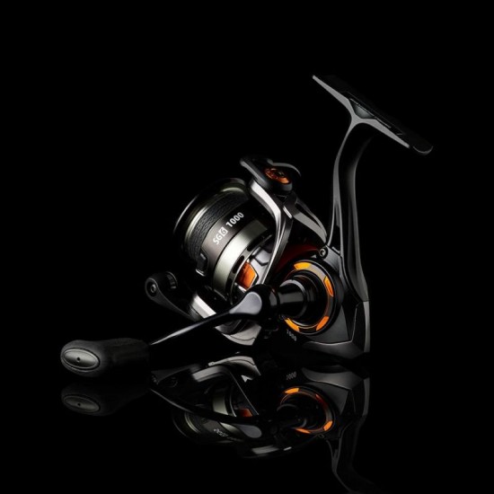 Savage Gear SG6 3000H FD Макара