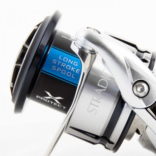 Shimano Stradic 4000 FL Спининг макара Shimano Stradic 4000 FL Спининг макара